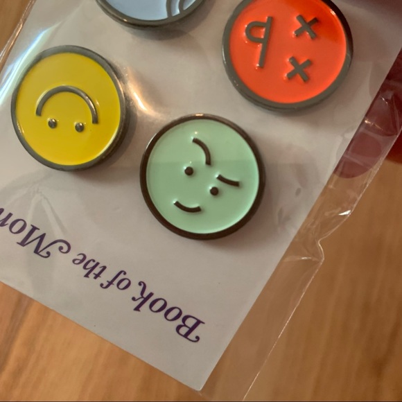 NWT Book of the Month Bookmoji Emoji Enamel Pins - Picture 4 of 7